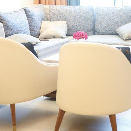 Waterfront Hotel Apartment Lusail Екстер'єр фото The interior of a suite at the hotel