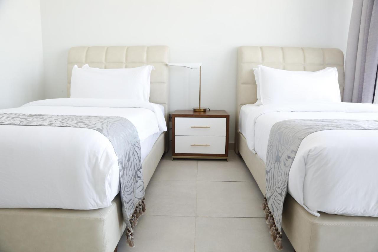 Waterfront Hotel Apartment Lusail Екстер'єр фото Two beds