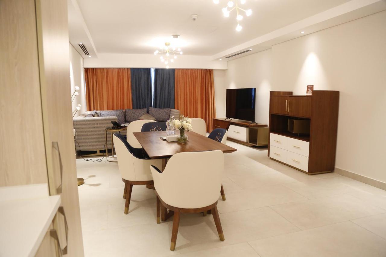 Waterfront Hotel Apartment Lusail Екстер'єр фото A living room in a typical apartment